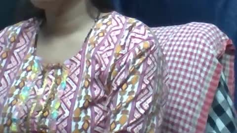 Snapshot of cute_kashmira99 chatting on 10.02.25 kashmira online show from 10.02.25