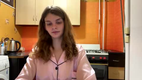 cute_kitte online show from 01.09.25