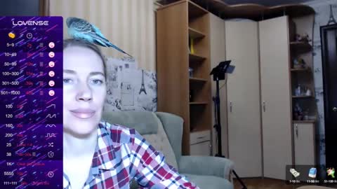 cute_lion_ online show from 01.04.25