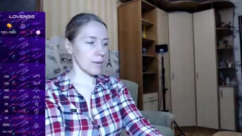 cute_lion_ online show from 02.09.25