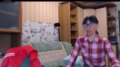 cute_lion_ online show from 02.26.26