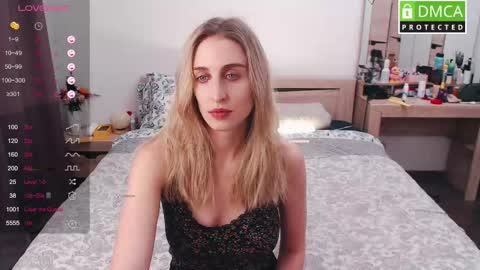 Snapshot of cute_milana chatting on 11.30.25 Milana online show from 11.30.25