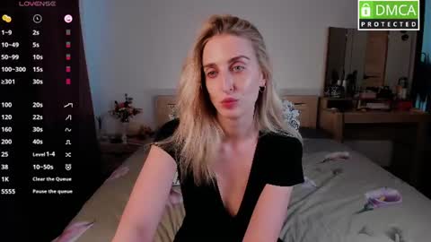 Snapshot of cute_milana chatting on 07.18.26 Milana online show from 07.18.26