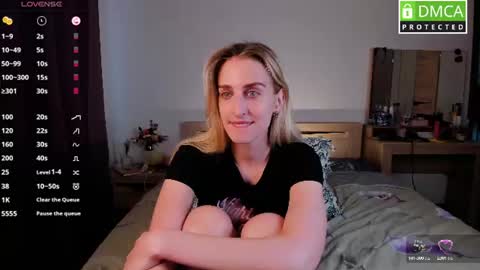 Snapshot of cute_milana chatting on 07.22.26 Milana online show from 07.22.26