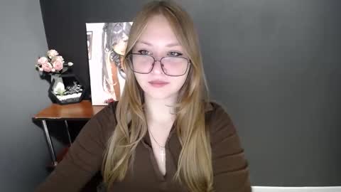 Veronica online show from 10.14.25