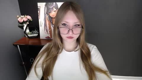 Snapshot of cute_minx chatting on 02.25.26 Veronica online show from 02.25.26