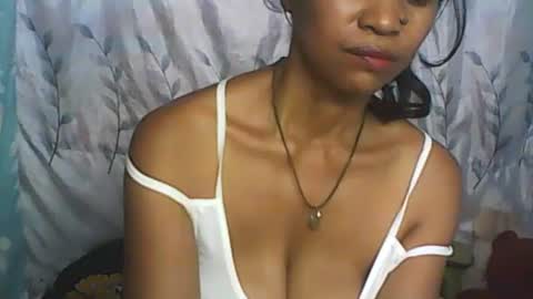 Snapshot of cute_moll chatting on 01.10.25 murielle online show from 01.10.25
