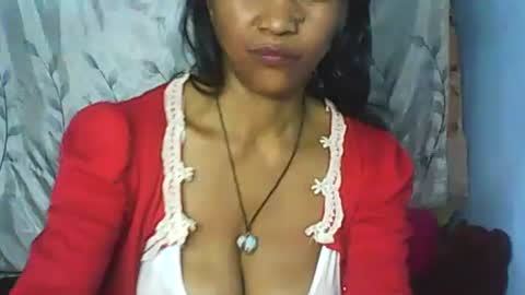 Snapshot of cute_moll chatting on 10.04.25 murielle online show from 10.04.25