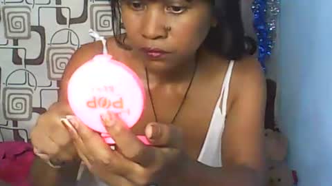 Snapshot of cute_moll chatting on 02.07.26 murielle online show from 02.07.26