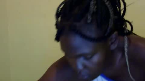Snapshot of cute_roxie chatting on 12.22.24 cute_roxie online show from 12.22.24