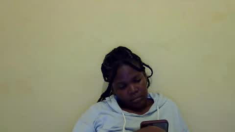 Snapshot of cute_roxie chatting on 12.22.24 cute_roxie online show from 12.22.24
