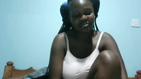 Snapshot of cute_roxie chatting on 02.15.25 cute_roxie online show from 02.15.25