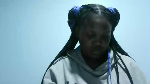 Snapshot of cute_roxie chatting on 02.18.25 cute_roxie online show from 02.18.25