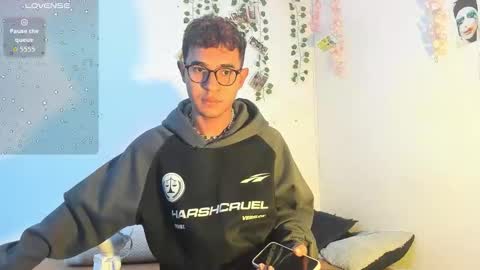 Snapshot of cute_sammy_1 chatting on 09.14.25 cute_sammy_1 online show from 09.14.25