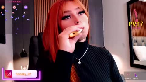Snapshot of cute_sarita18 chatting on 02.08.25 Sarita online show from 02.08.25