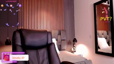 Snapshot of cute_sarita18 chatting on 02.08.25 Sarita online show from 02.08.25