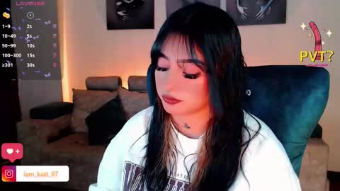 Snapshot of cute_sarita18 chatting on 09.11.25 Sarita online show from 09.11.25
