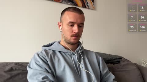 cute_skywalker online show from 01.15.25