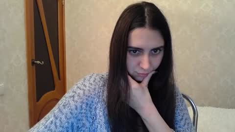 Snapshot of cute_strawberry_ chatting on 12.15.24 cute_strawberry_ online show from 12.15.24