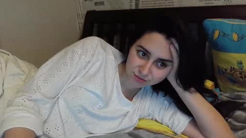 Snapshot of cute_strawberry_ chatting on 01.08.25 cute_strawberry_ online show from 01.08.25