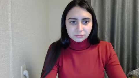 Snapshot of cute_strawberry_ chatting on 01.25.25 cute_strawberry_ online show from 01.25.25