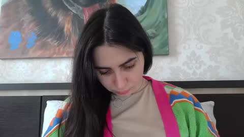 Snapshot of cute_strawberry_ chatting on 02.19.25 cute_strawberry_ online show from 02.19.25