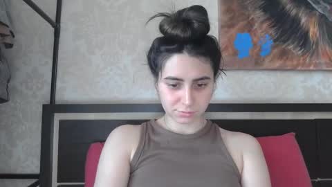 Snapshot of cute_strawberry_ chatting on 03.08.25 cute_strawberry_ online show from 03.08.25