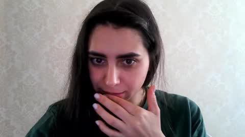 Snapshot of cute_strawberry_ chatting on 09.30.25 cute_strawberry_ online show from 09.30.25