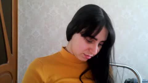 Snapshot of cute_strawberry_ chatting on 10.14.25 cute_strawberry_ online show from 10.14.25