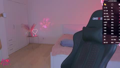 Ariel online show from 03.25.26