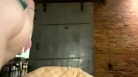 CuteBalloons online show from 02.14.25