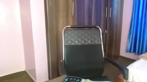 Snapshot of cutebuu chatting on 11.02.25 cutebuu online show from 11.02.25