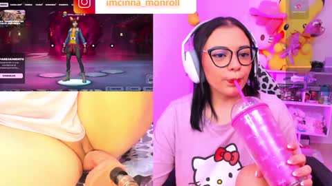 Snapshot of cutecinamonroll chatting on 02.05.25 Cinna independent model online show from 02.05.25