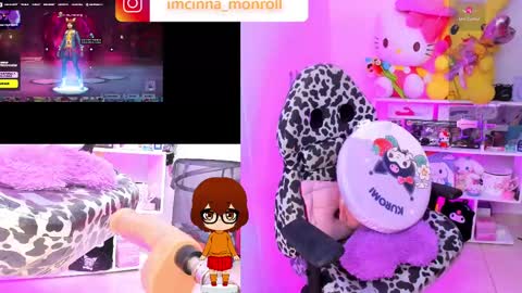 Snapshot of cutecinamonroll chatting on 02.11.25 Cinna independent model online show from 02.11.25