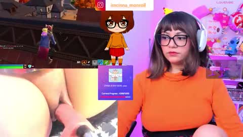 Snapshot of cutecinamonroll chatting on 10.12.25 Cinna independent model online show from 10.12.25