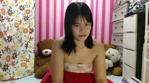 Snapshot of cutecindy2000 chatting on 10.17.25 cutecindy2000 online show from 10.17.25