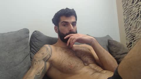 cuteeboy online show from 11.15.25