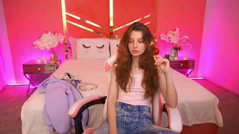 Foxy online show from 12.20.25