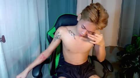 cuteleemoreno online show from 02.04.26