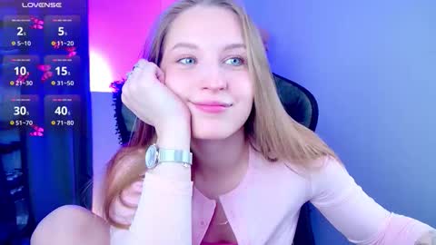 Snapshot of cutemousee chatting on 02.03.26 Rina online show from 02.03.26