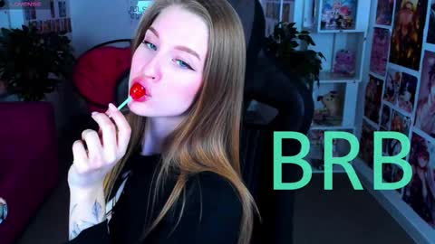 Snapshot of cutemousee chatting on 02.28.26 Rina online show from 02.28.26