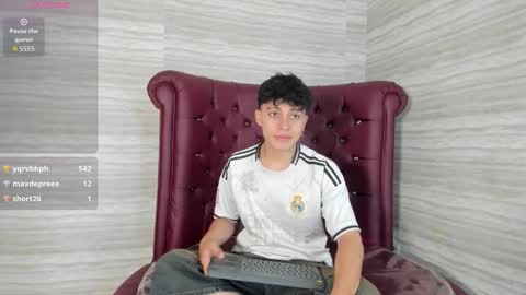 cutenaked_ online show from 02.11.26