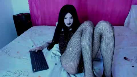 Natalie online show from 09.10.25