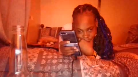 Snapshot of cuteshotkiki chatting on 02.17.25 mary mack online show from 02.17.25