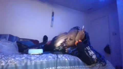 Snapshot of cuteshotkiki chatting on 02.27.25 mary mack online show from 02.27.25