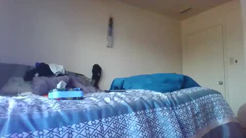 Snapshot of cuteshotkiki chatting on 02.28.25 mary mack online show from 02.28.25