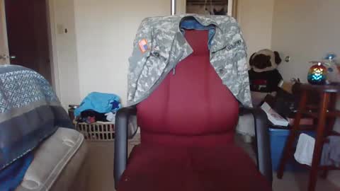 Snapshot of cuteshotkiki chatting on 03.04.25 mary mack online show from 03.04.25