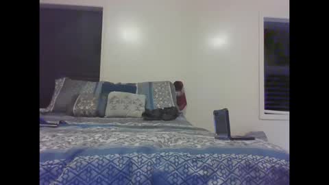 Snapshot of cuteshotkiki chatting on 10.17.25 mary mack online show from 10.17.25