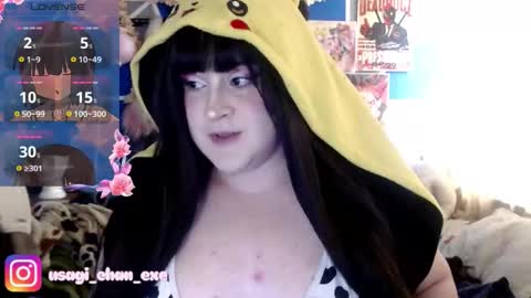 Snapshot of cuteusagi chatting on 10.01.25 Usagi online show from 10.01.25