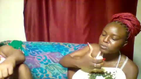 cutey_lunar online show from 01.31.25